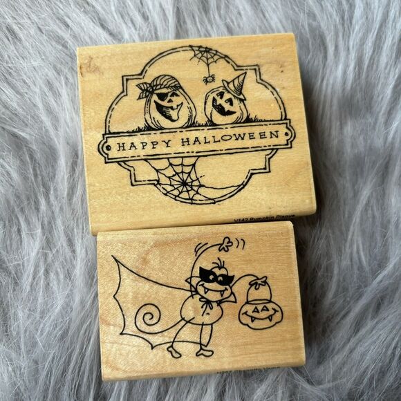 2 Piece Wooden Rubber Stamp Ghost Happy Halloween Vampire Holiday Scrapbooking - Picture 1 of 4
